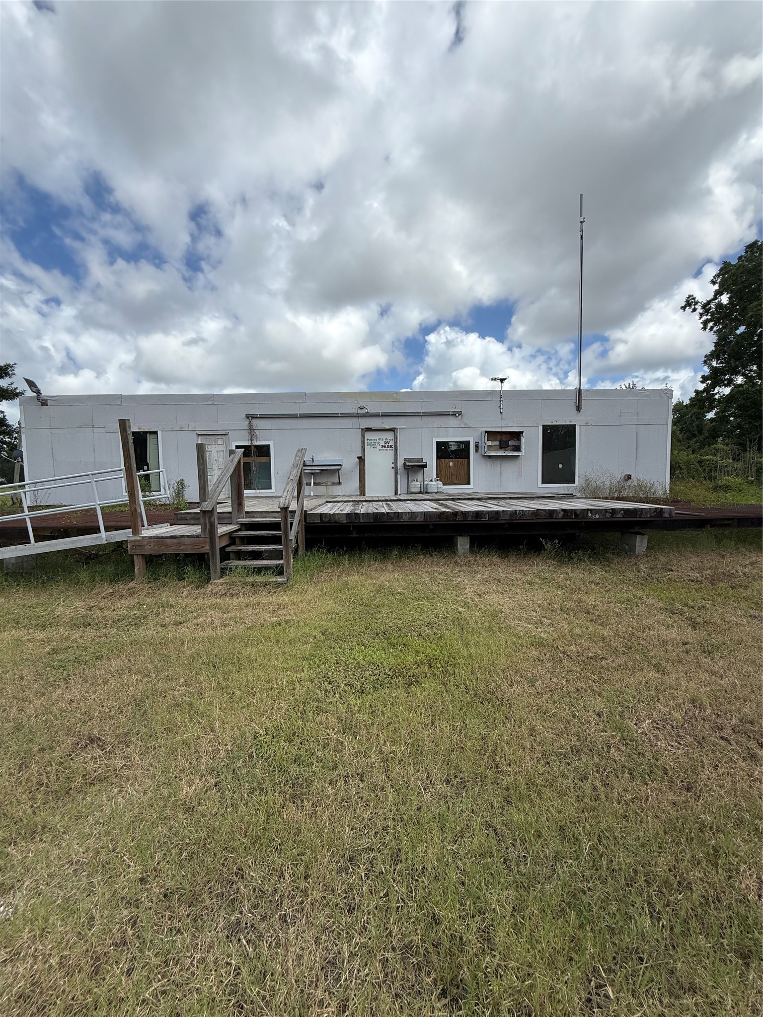 9339 FM 524 Road Sweeny, TX 77480 - Photo 12 of 16 OFFICE
