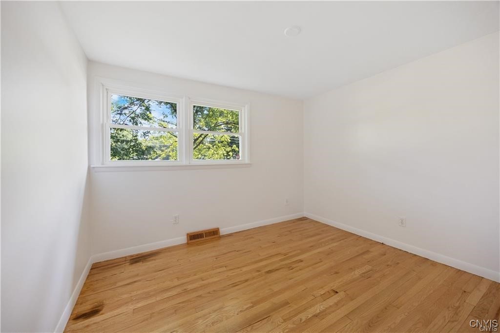 7661 Totman Road Cicero, NY 13212 - Photo 19 of 34 Bedroom 2