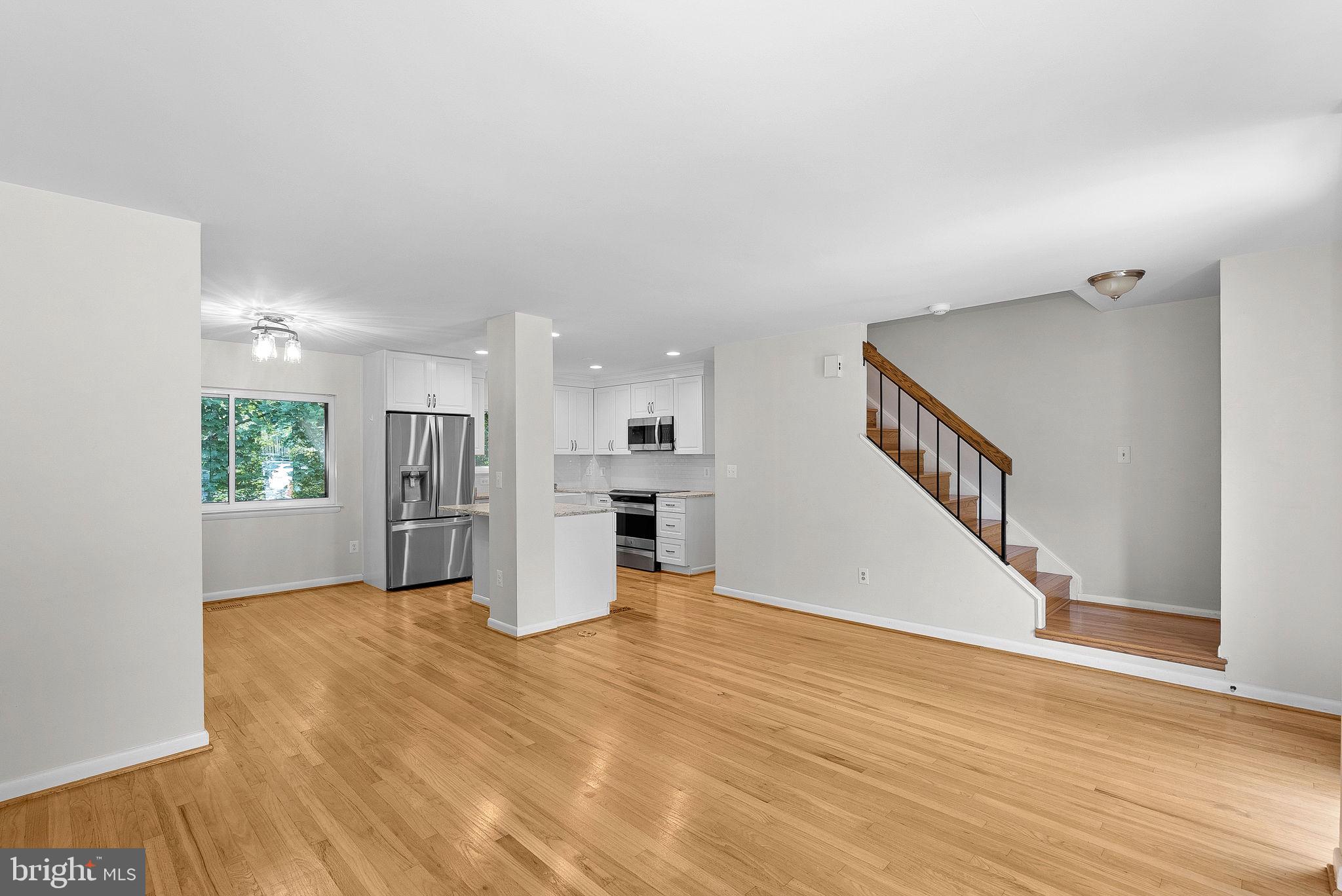 11986 Barrel Cooper Court Reston, VA 20191 - Photo 8 of 45