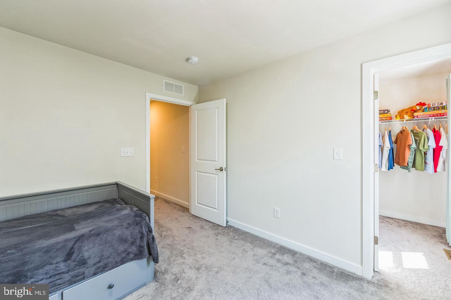 727 Hunsberger Road Spring City, PA 19475 - Photo 24 of 32 a view of an empty room