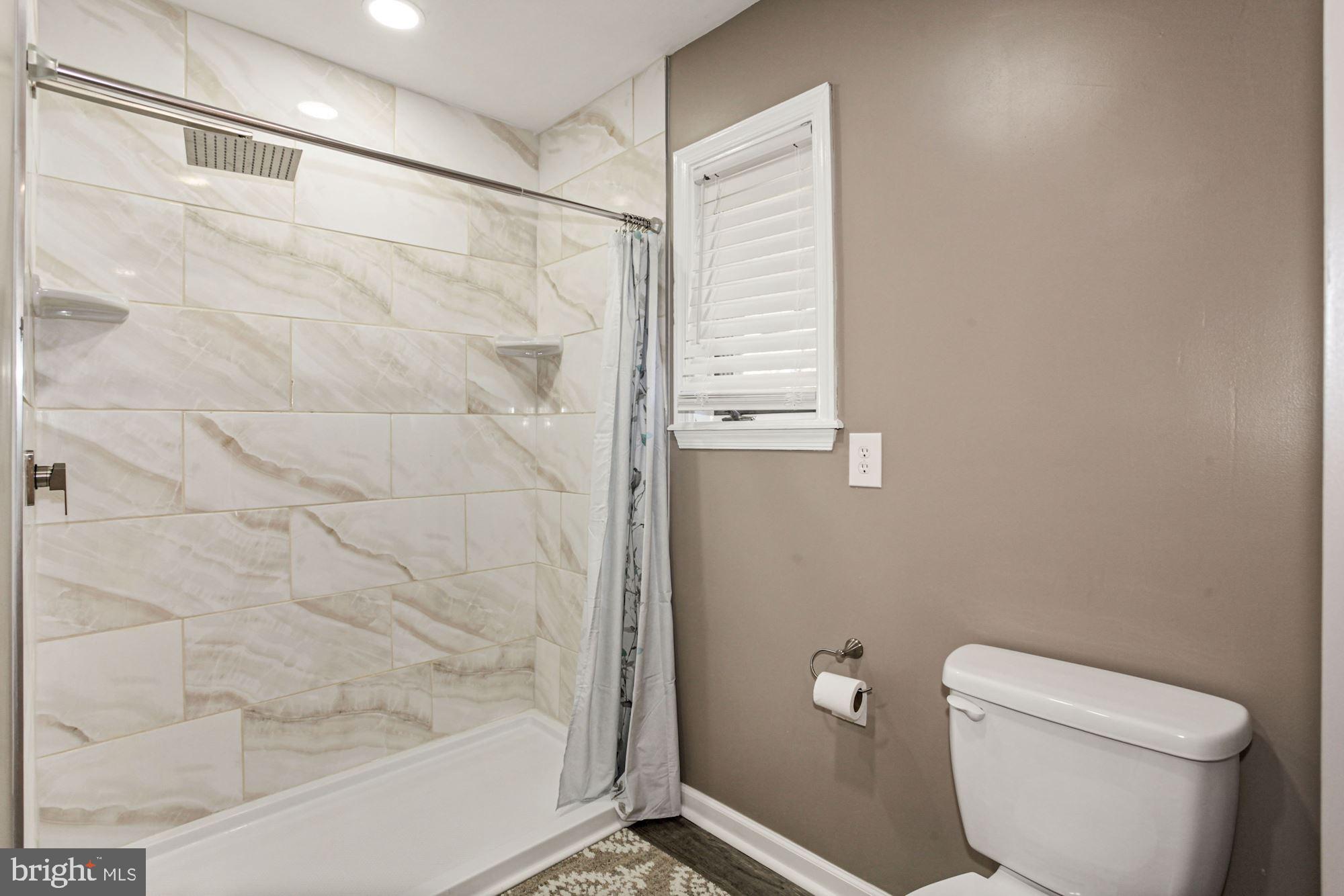 18402 Cedar Drive Triangle, VA 22172 - Photo 19 of 56