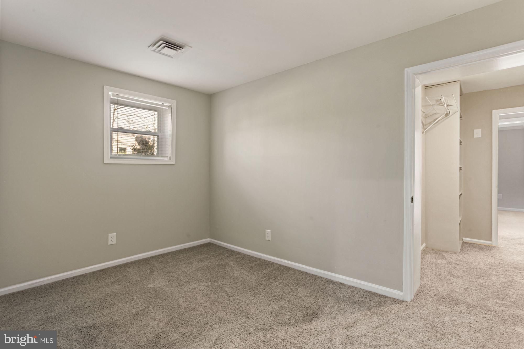 18402 Cedar Drive Triangle, VA 22172 - Photo 25 of 56