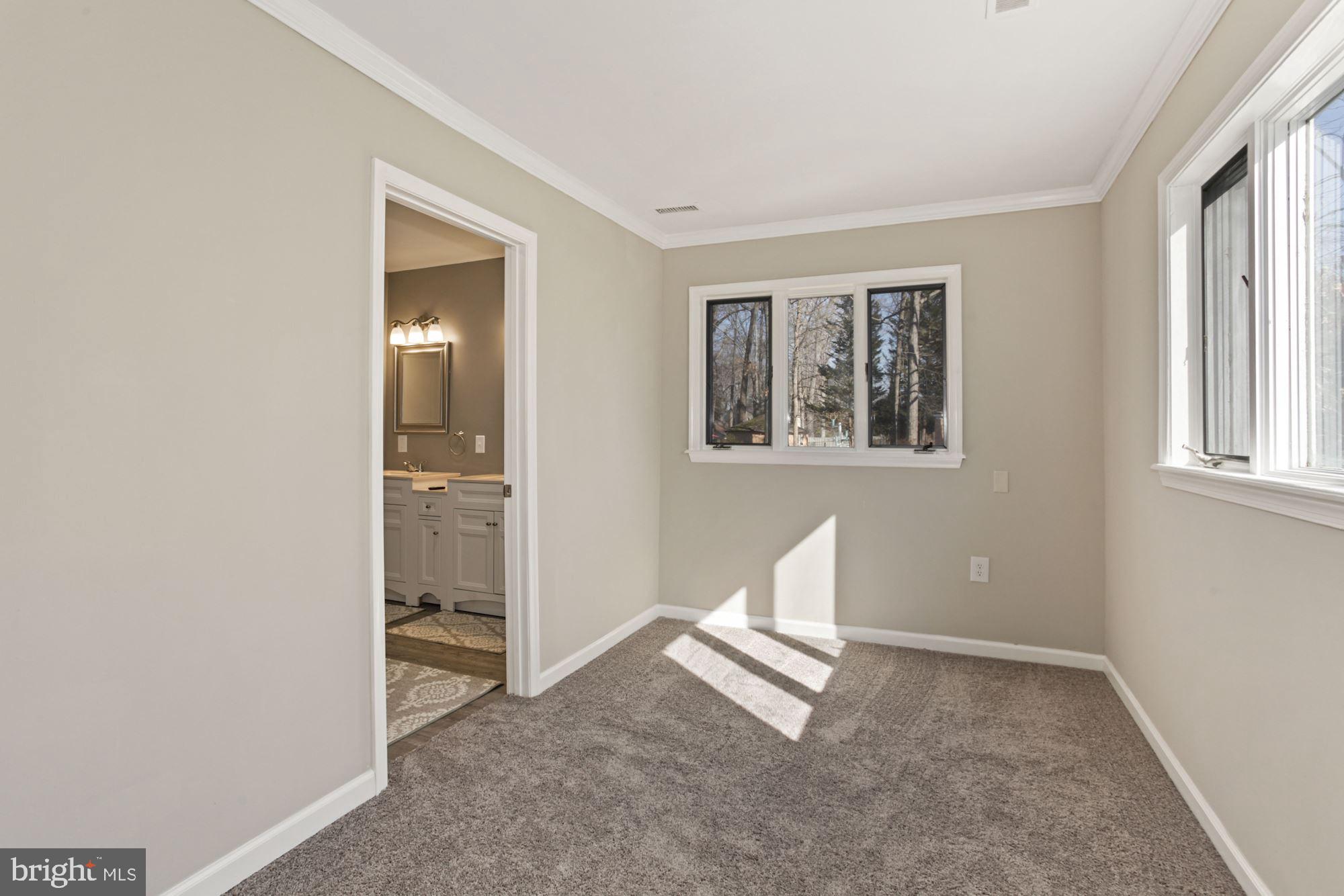 18402 Cedar Drive Triangle, VA 22172 - Photo 30 of 56