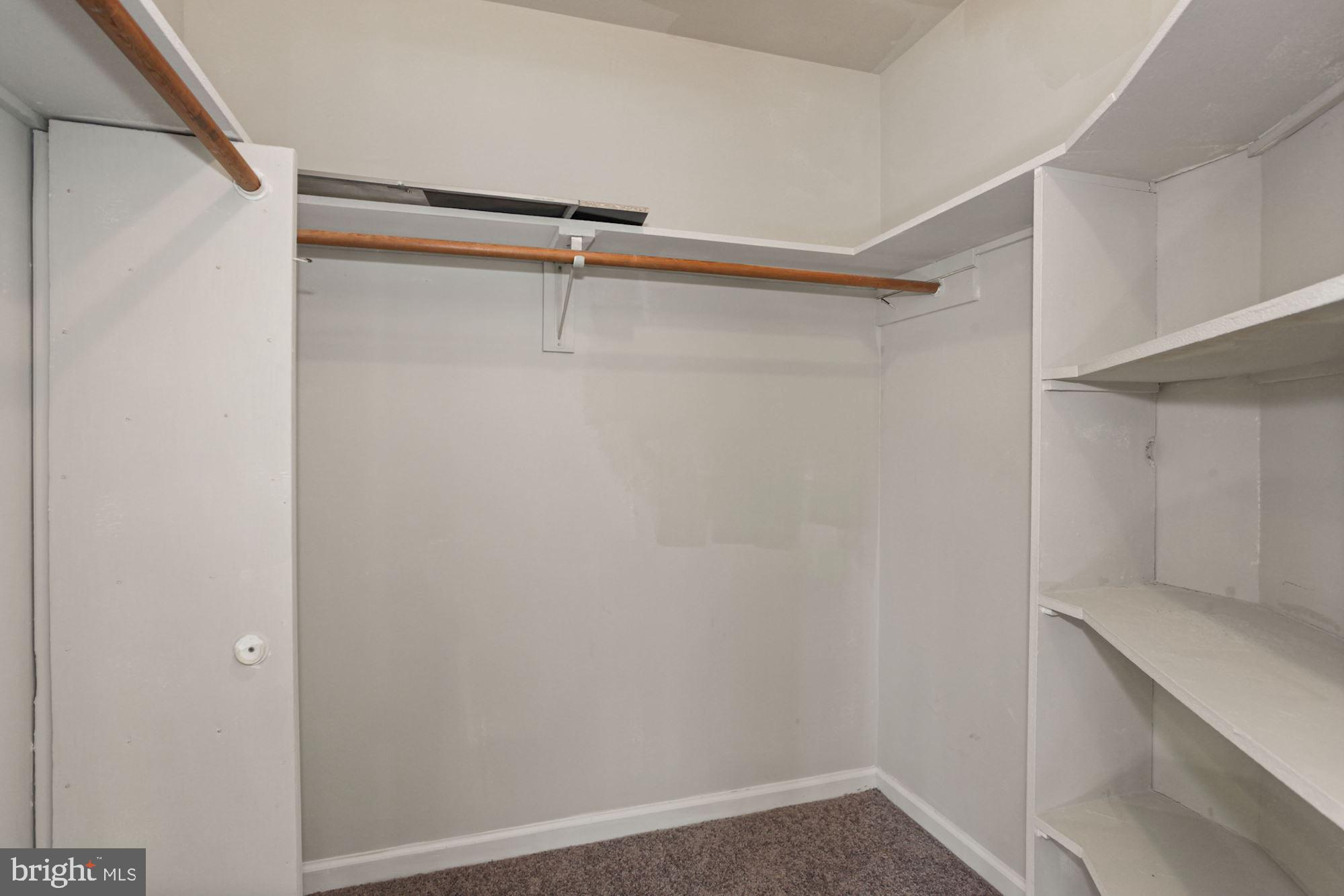 18402 Cedar Drive Triangle, VA 22172 - Photo 32 of 56