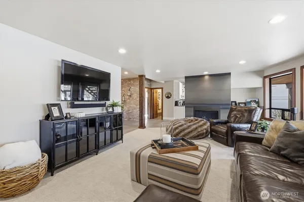 $2,650,000 | 1202 184th Ave Court East, Lake Tapps, WA 98391