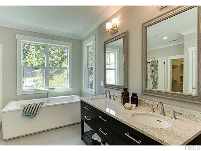 2111 Brewer Street Raleigh, NC 27608 - Photo 9 of 19 Master Bath/Spa