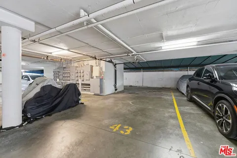 $775,000 | 2308 Schader Drive, Unit 308, Santa Monica, CA 90404