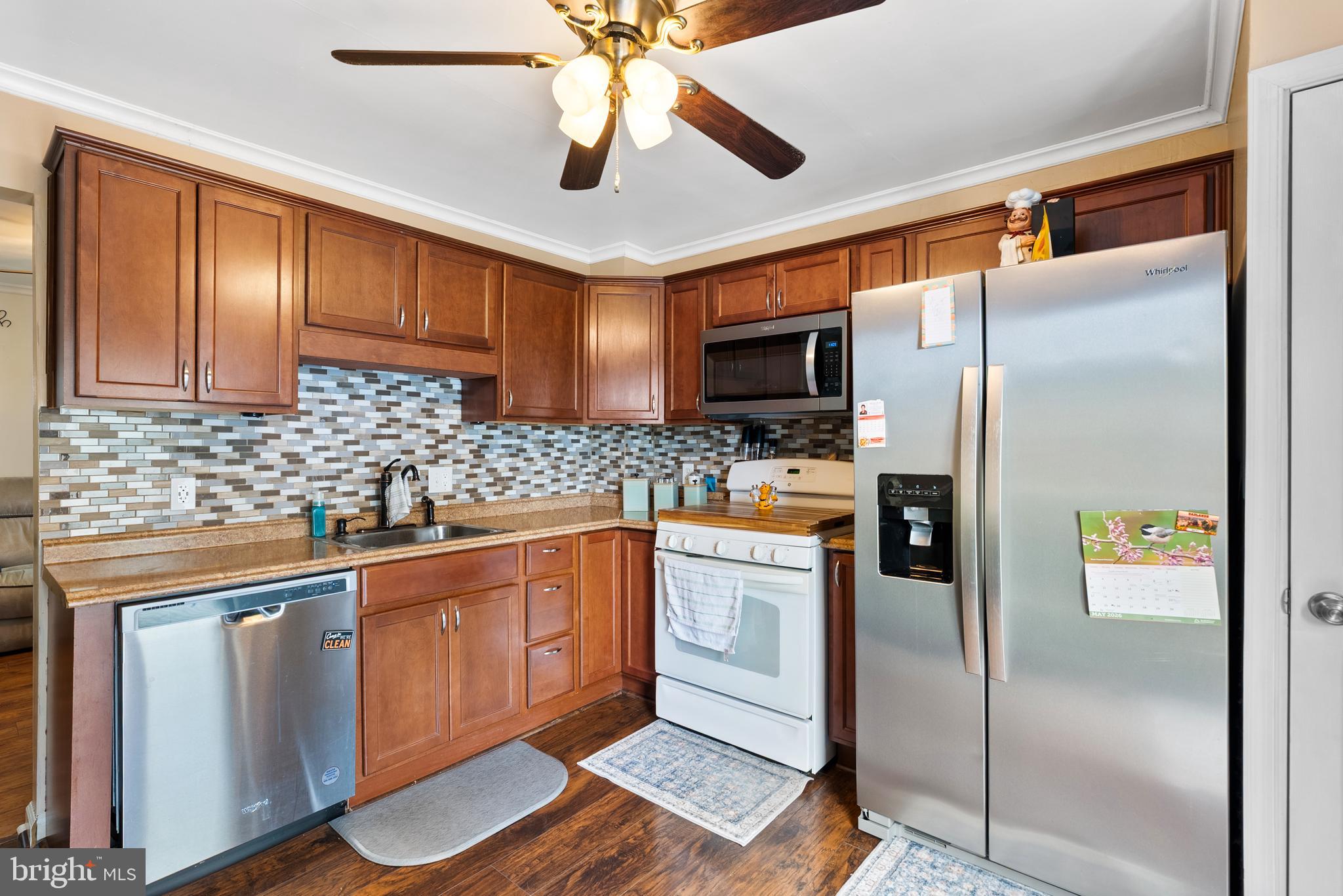 70 Del Rio Road Baltimore, MD 21222 - Photo 9 of 61 Kitchen w/ SS Appliances