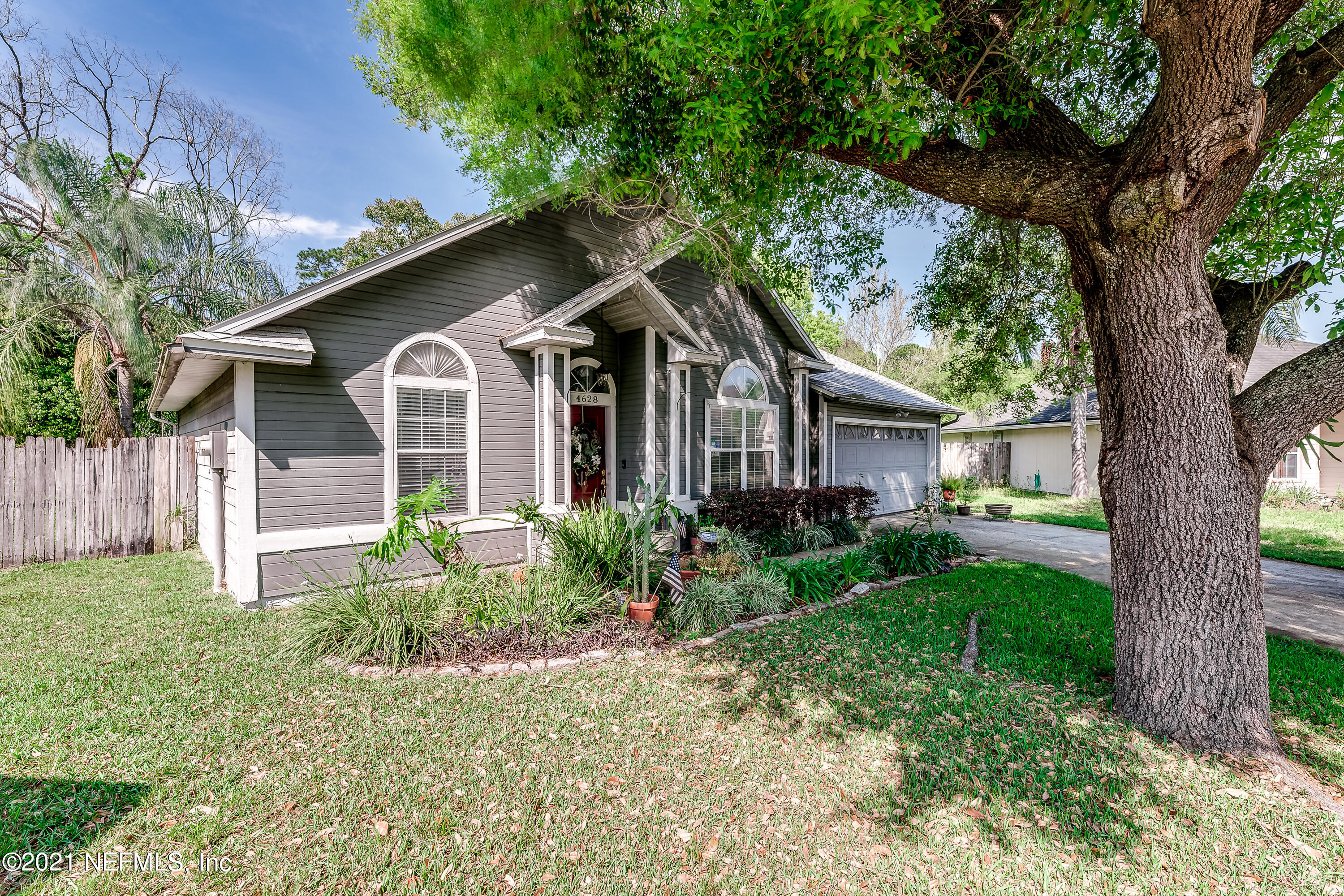 4628 Ridge Point Court Jacksonville, FL 32257 - Photo 1 of 28 4628 Ridge Point Ct (1 of 31)