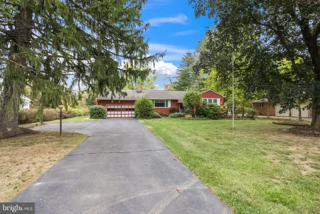 $495,000 | 128 Lawrenceville - Pennington Road, Lawrence Township, NJ 08648