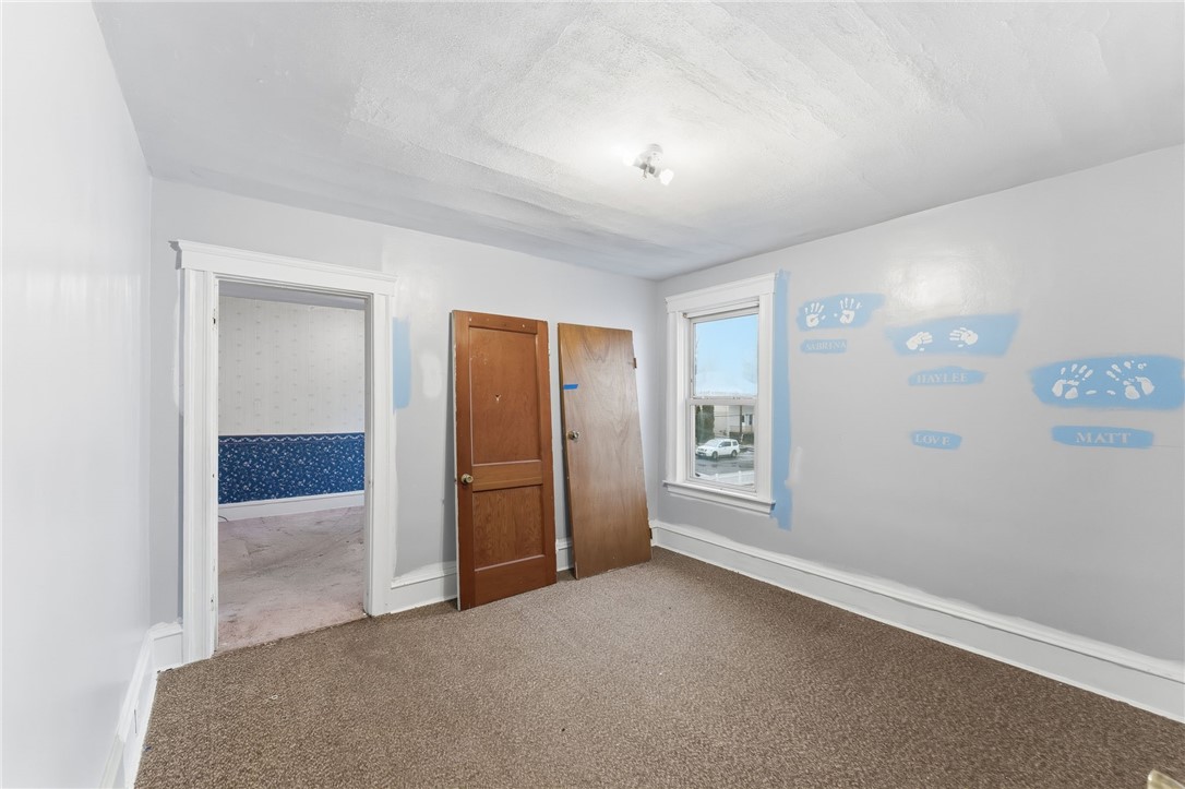 5 Branch Avenue North Smithfield, RI 02896 - Photo 14 of 17