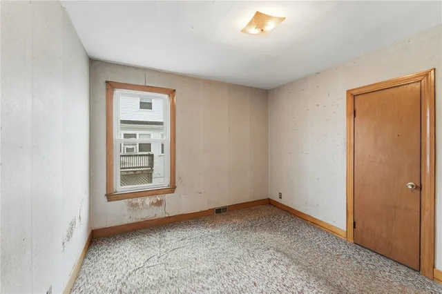 $415,000 | 5 Branch Avenue, North Smithfield, RI 02896