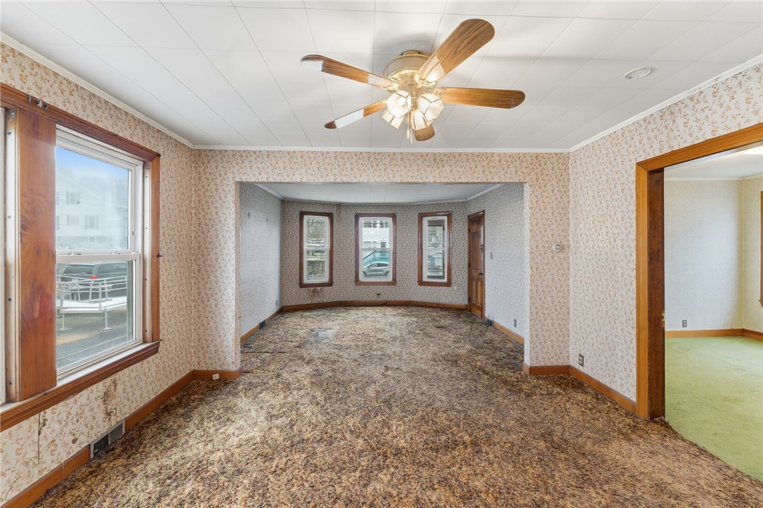 5 Branch Avenue North Smithfield, RI 02896 - Photo 8 of 17