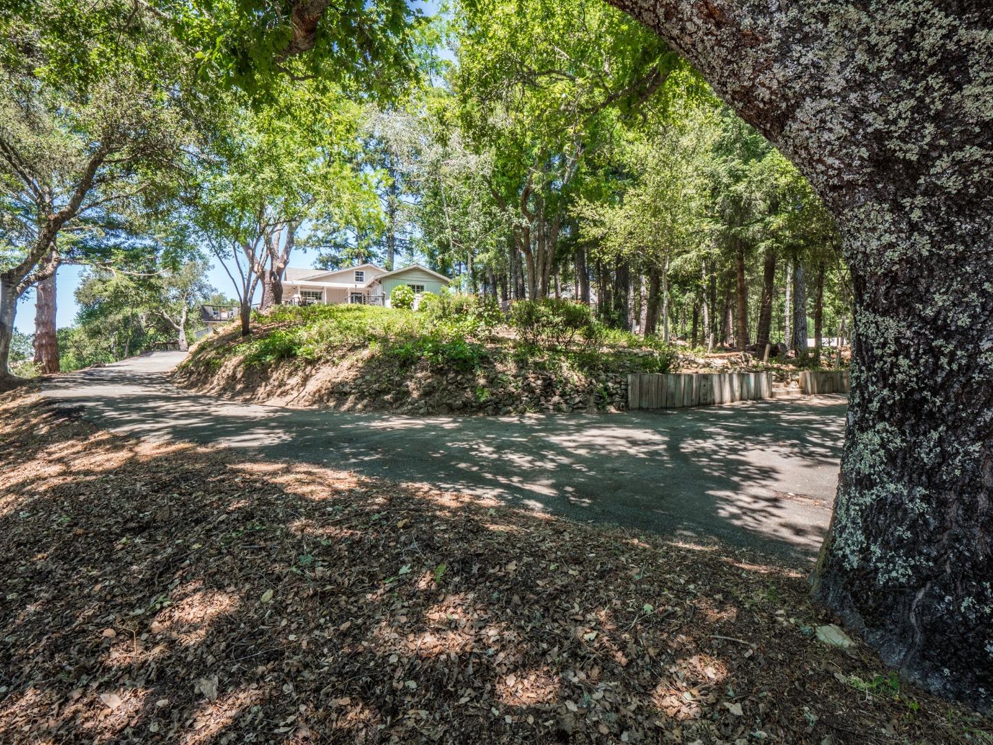 23900 Summit Road Los Gatos, CA 95033 - Photo 49 of 72 Gallery Image 49