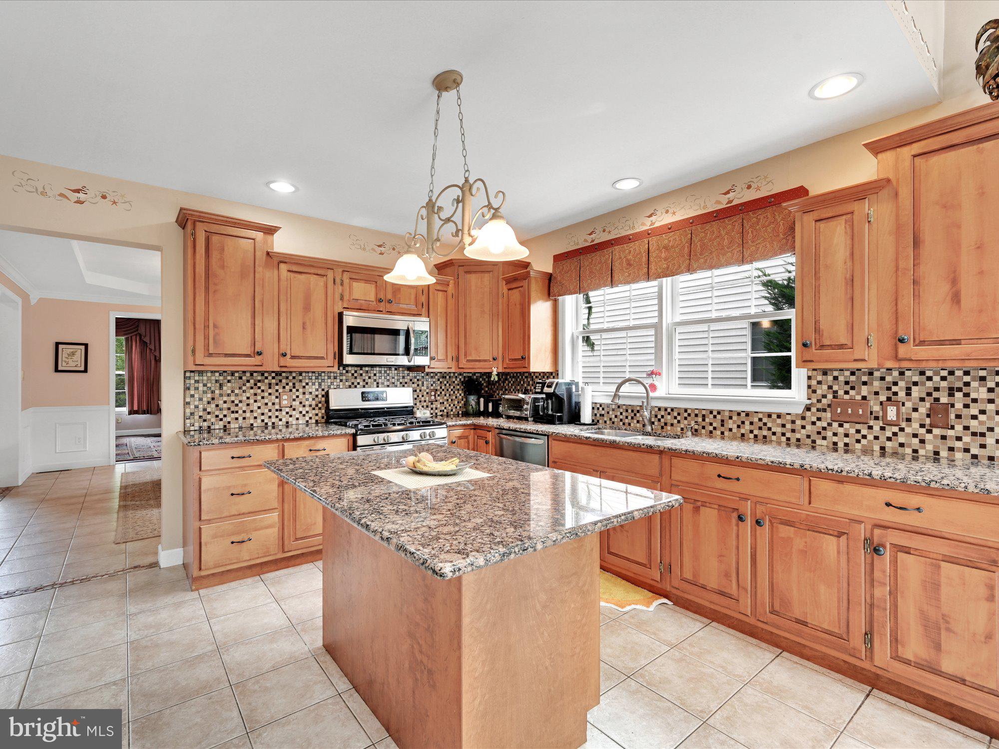 217 Atlantic Avenue Sinking Spring, PA 19608 - Photo 13 of 40 Kitchen
