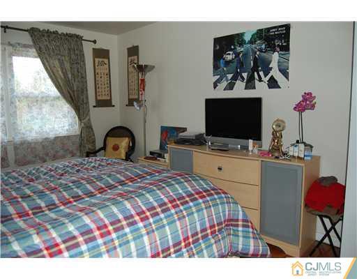 182 Evergreen Road, Unit 14B Edison, NJ 08837 - Photo 22 of 24 Gallery Image 22