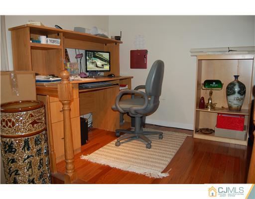 182 Evergreen Road, Unit 14B Edison, NJ 08837 - Photo 8 of 24 Gallery Image 8