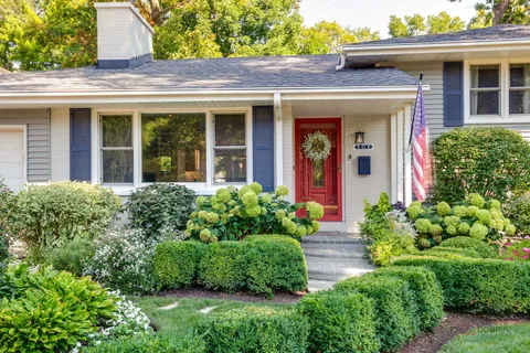 $995,000 | 502 East Scranton Avenue, Lake Bluff, IL 60044