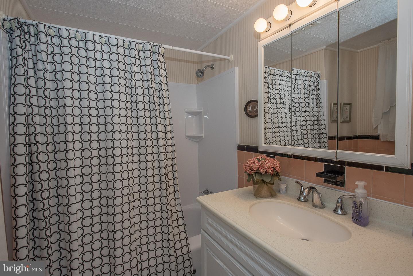 224 Paddock Road Havertown, PA 19083 - Photo 14 of 21