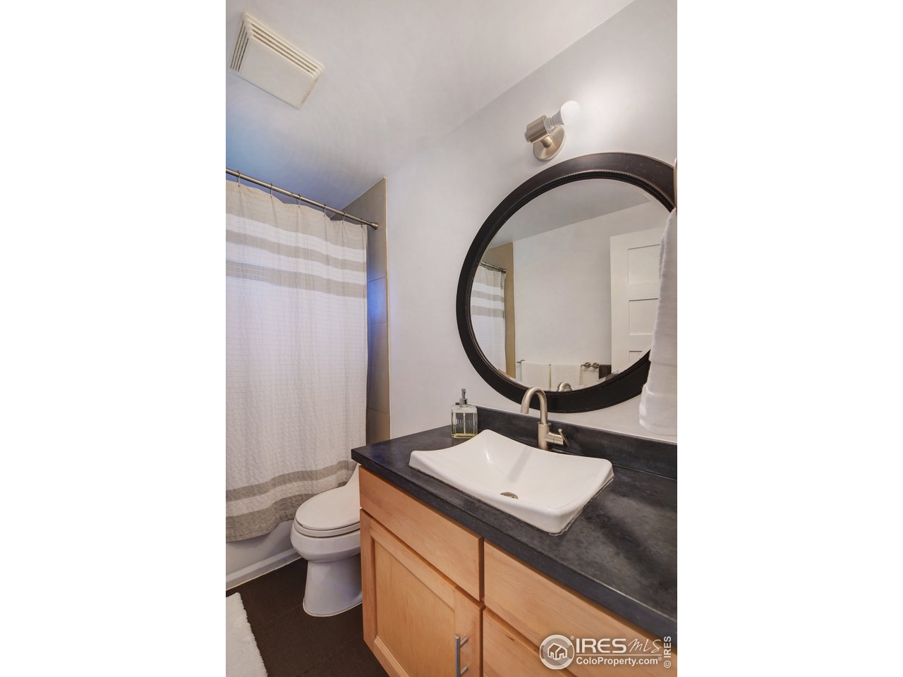 2860 19th Street Boulder, CO 80304 - Photo 16 of 30 Remodeled full bath