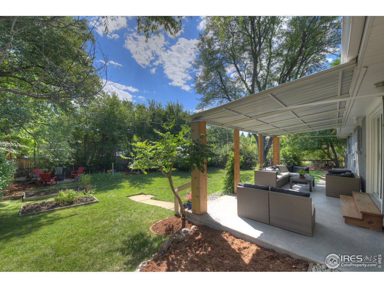 2860 19th Street Boulder, CO 80304 - Photo 23 of 30 A true backyard oasis!