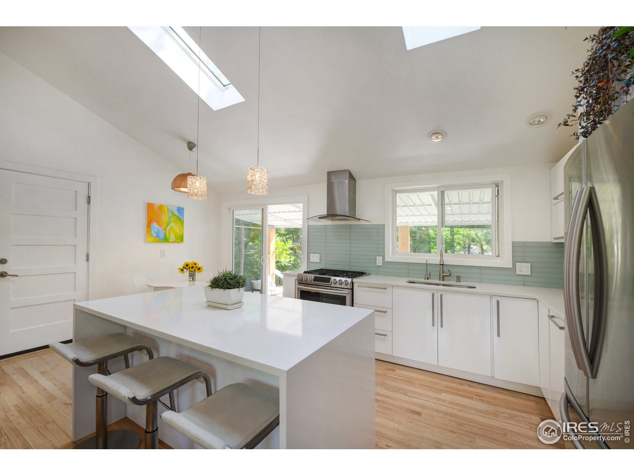 2860 19th Street Boulder, CO 80304 - Photo 9 of 30 Gorgeously remodeled kitchen is a chef's dream for entertaining