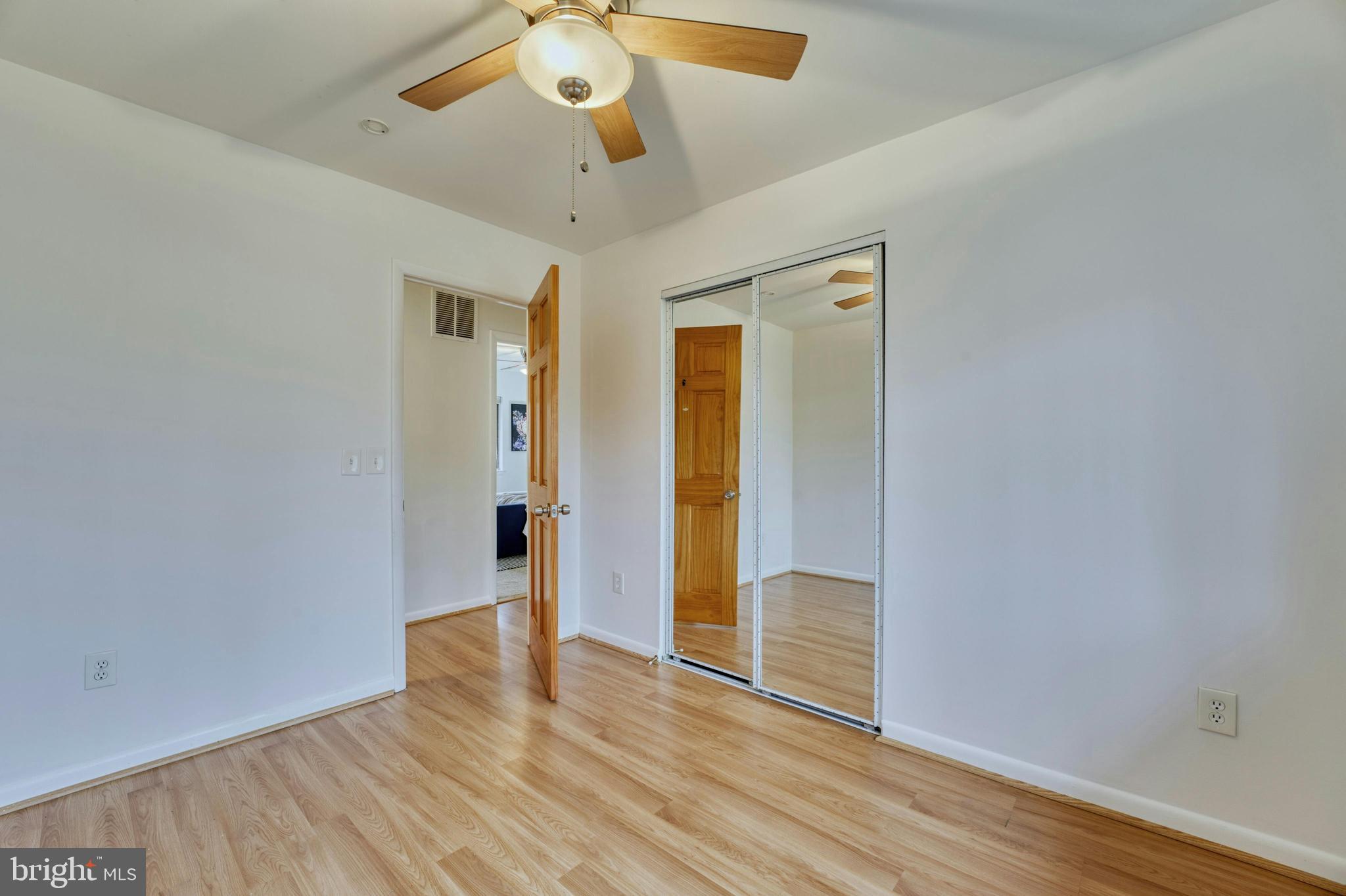 11979 Barrel Cooper Court Reston, VA 20191 - Photo 21 of 35 Bedroom 2 again