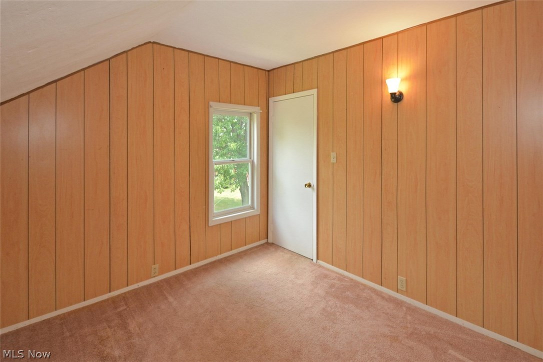 9040 Bender Road North Ridgeville, OH 44039 - Photo 14 of 30