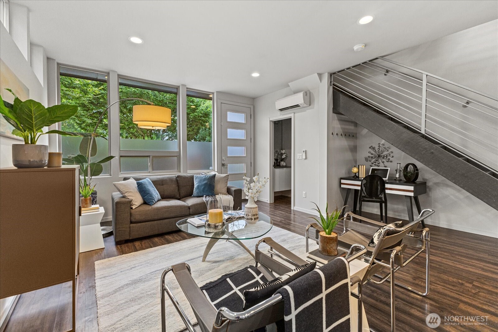 4300 Southwest Mills Street Seattle, WA 98136 - Photo 12 of 30