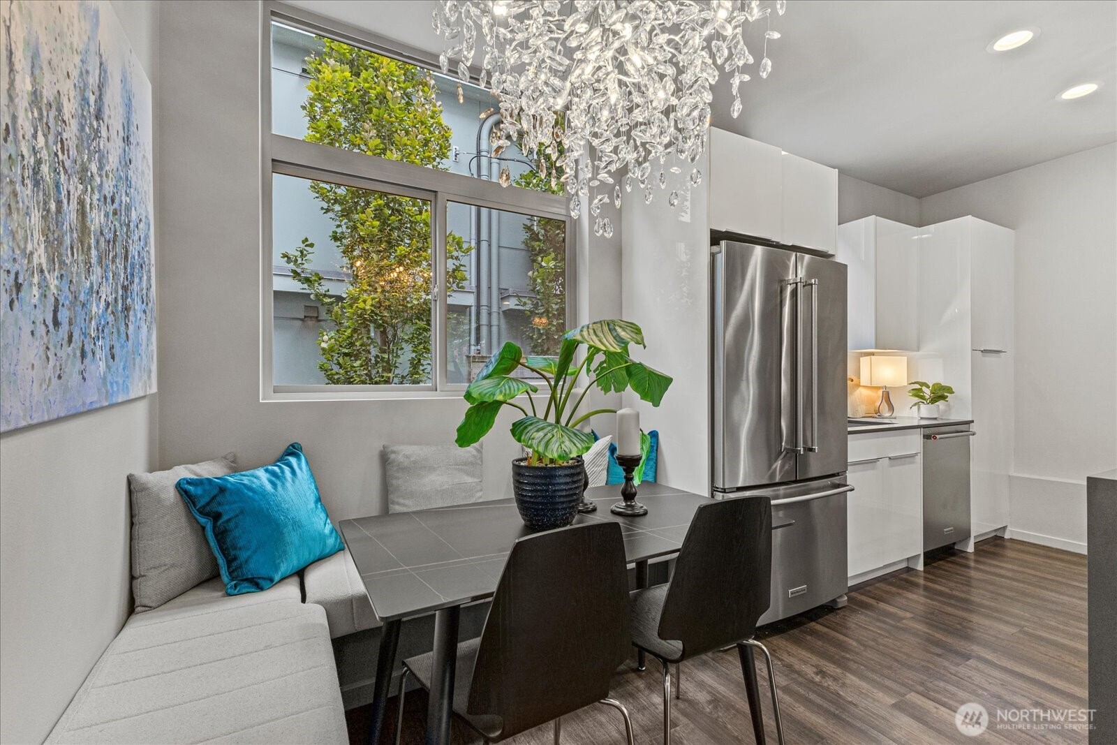 4300 Southwest Mills Street Seattle, WA 98136 - Photo 15 of 30