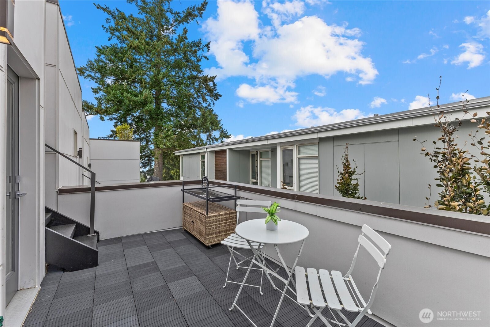 4300 Southwest Mills Street Seattle, WA 98136 - Photo 22 of 30