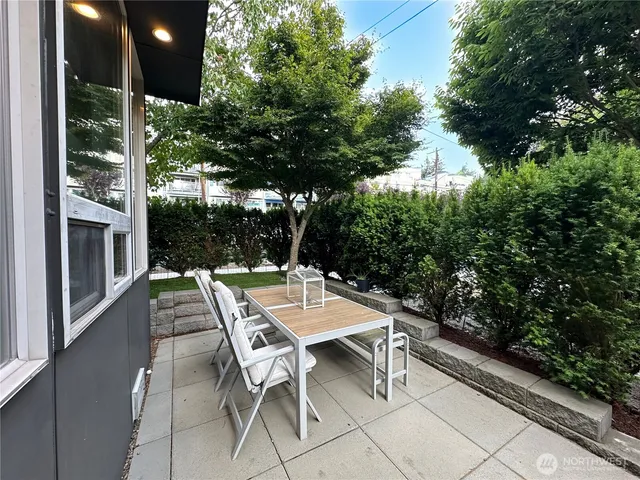 $725,000 | 4300 Southwest Mills Street, Seattle, WA 98136