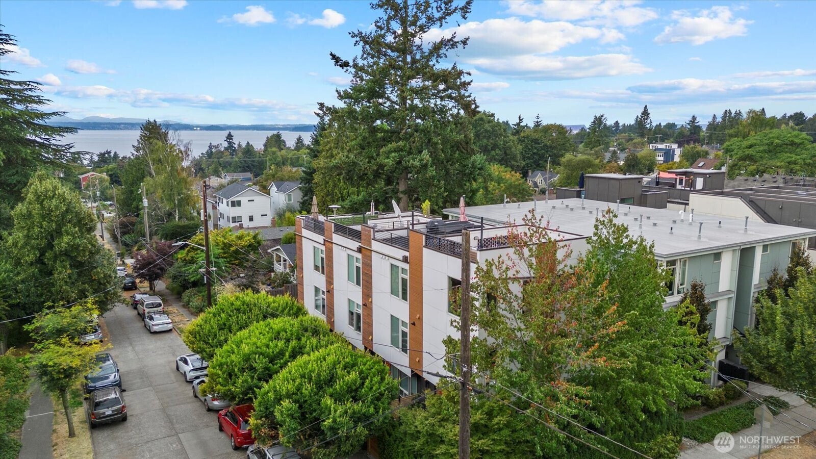 4300 Southwest Mills Street Seattle, WA 98136 - Photo 26 of 30