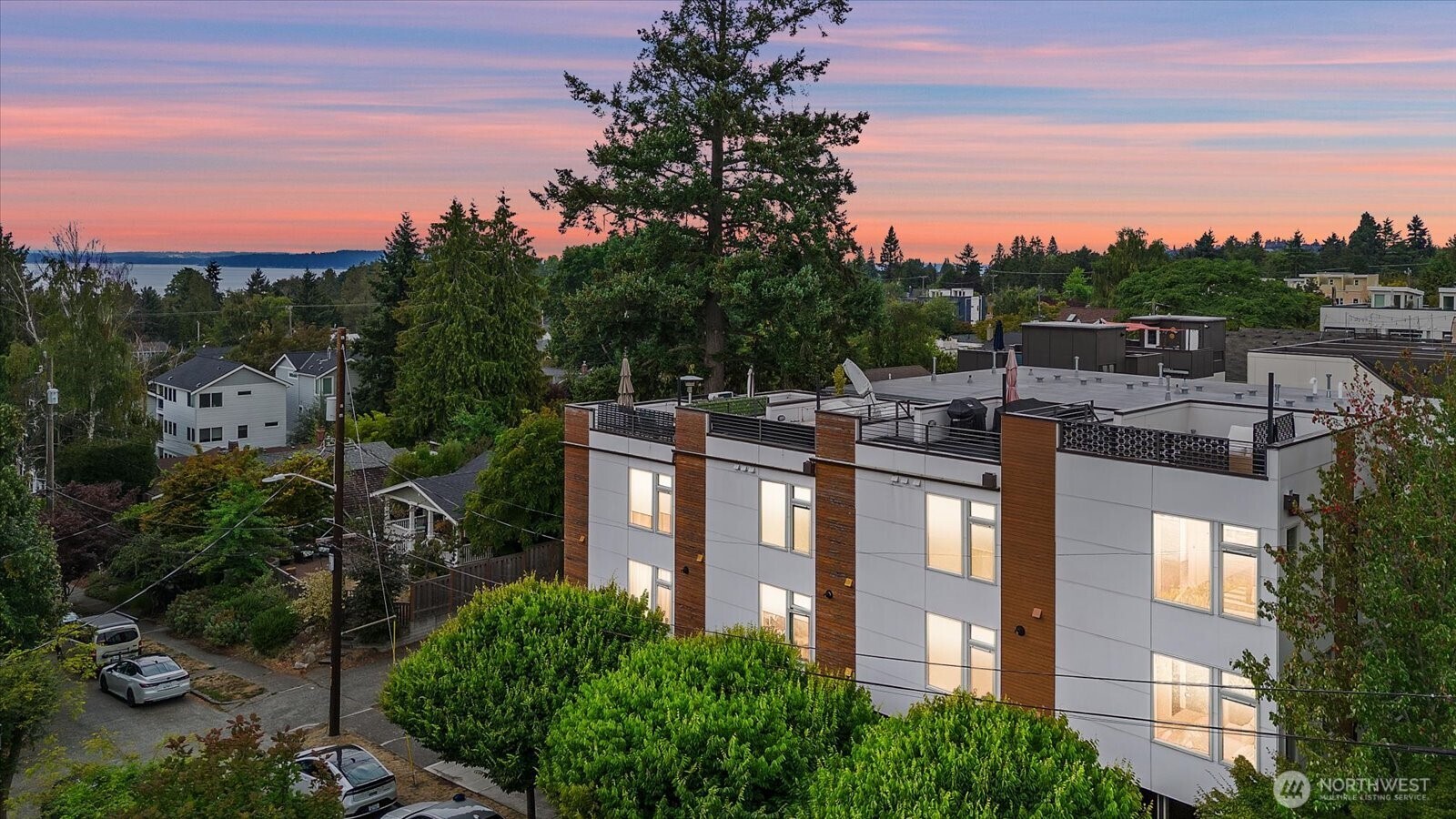 4300 Southwest Mills Street Seattle, WA 98136 - Photo 28 of 30