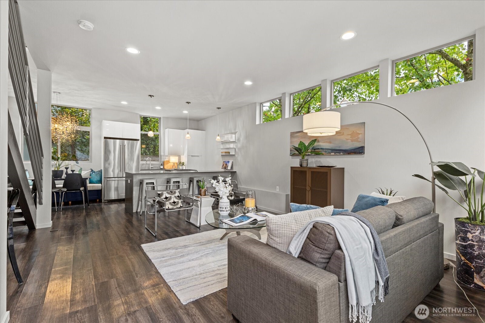 4300 Southwest Mills Street Seattle, WA 98136 - Photo 5 of 30