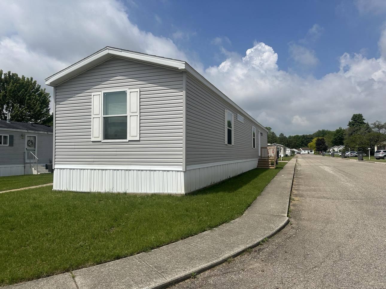 69205 Garver Road Edwardsburg, MI 49112 - Photo 16 of 17 440719049_1457827318187881_6388604488221