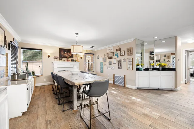 a view of a dining room and livingroom view