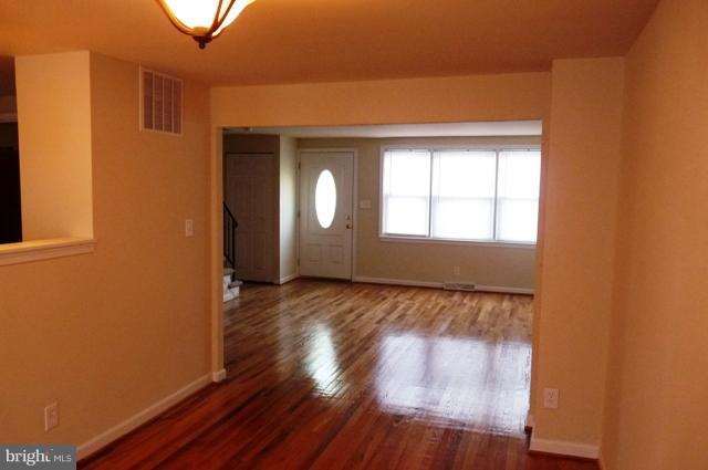 5903 Waycross Road Baltimore, MD 21206 - Photo 3 of 19 Dining Room 2nd view