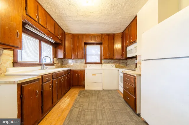 $2,450 | 2023 Newcombtown Road, Millville, NJ 08332