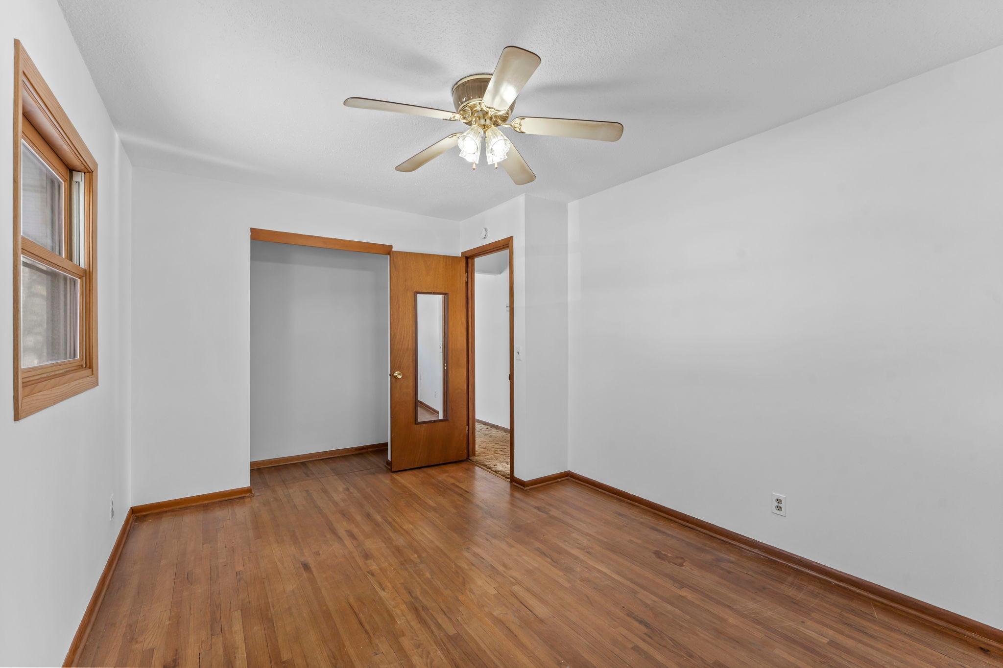 882 Lund Avenue Northeast Spring Lake Park, MN 55432 - Photo 13 of 25