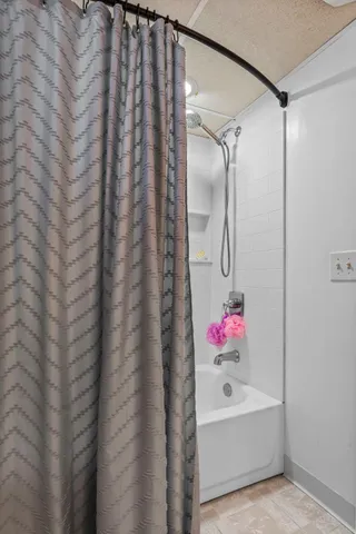 $294,900 | 882 Lund Avenue Northeast, Spring Lake Park, MN 55432