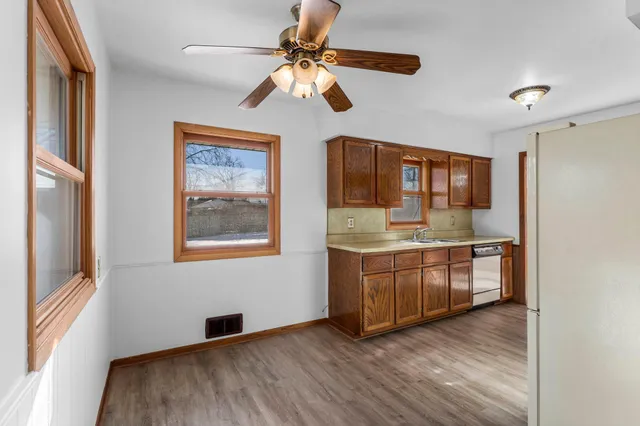 $294,900 | 882 Lund Avenue Northeast, Spring Lake Park, MN 55432