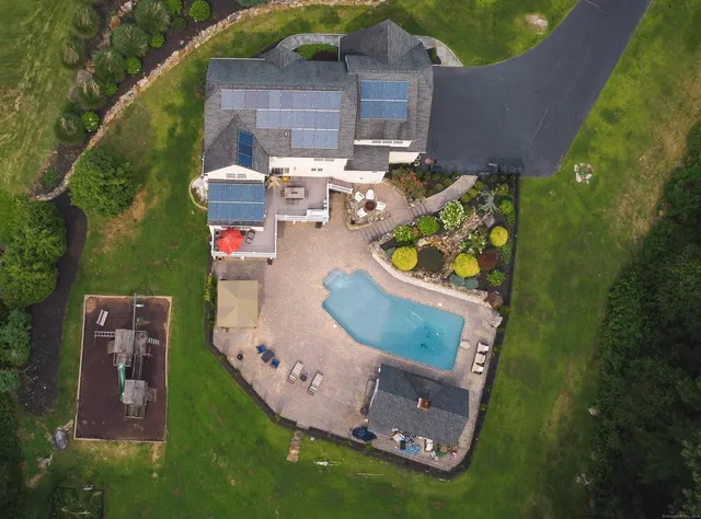 $1,125,000 | 13 Margaret Terrace, Wolcott, CT 06716