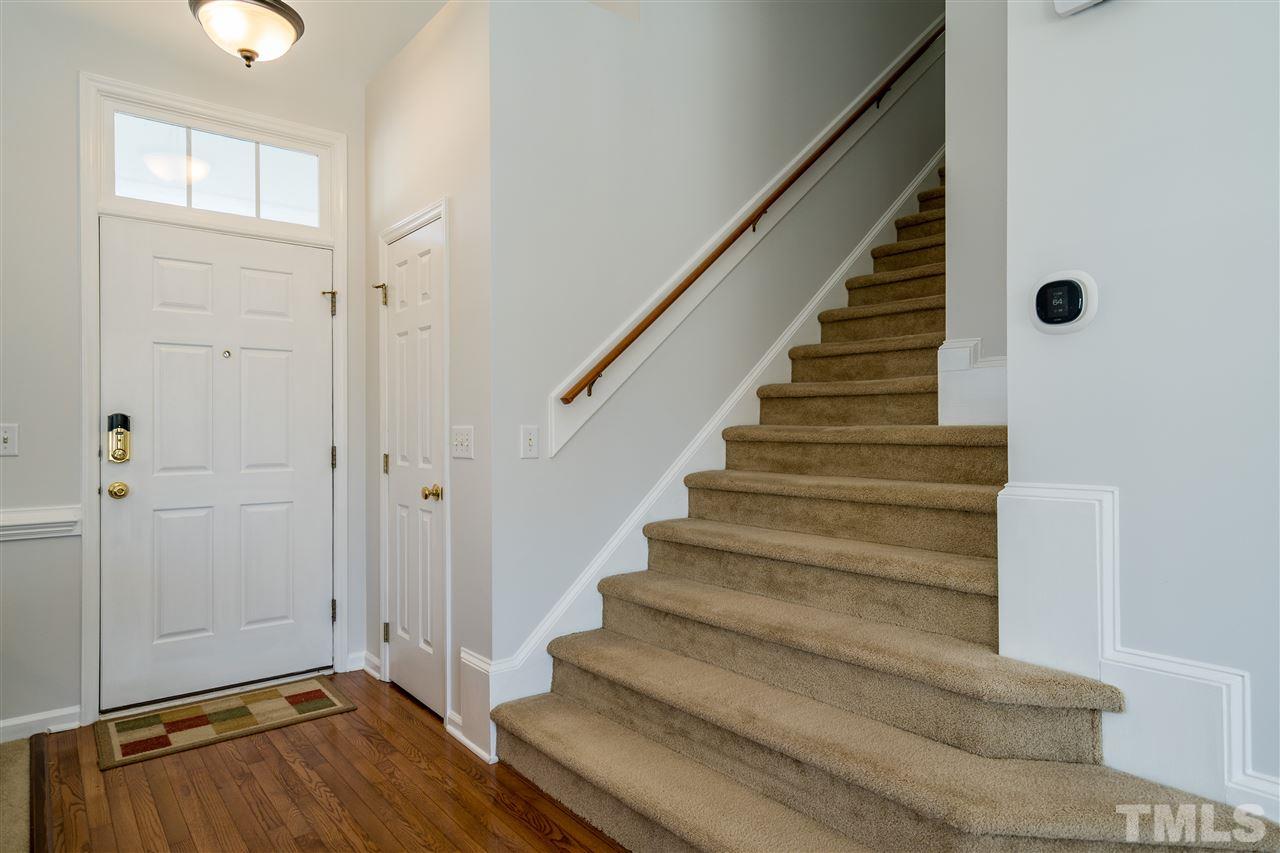 5221 Denmead Way Raleigh, NC 27613 - Photo 3 of 28