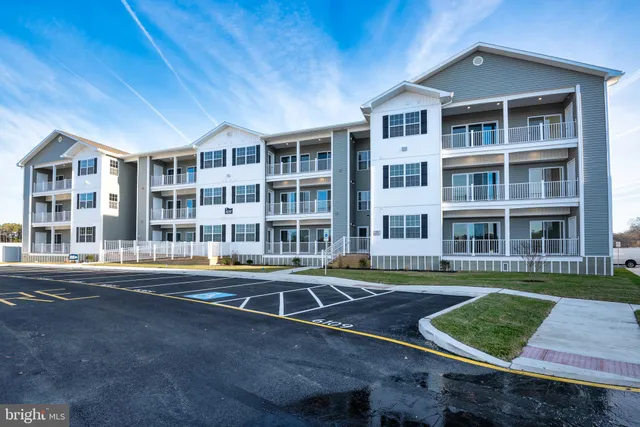 $399,000 | 33530 Old Salt Lane, Unit 1101, Lewes, DE 19958