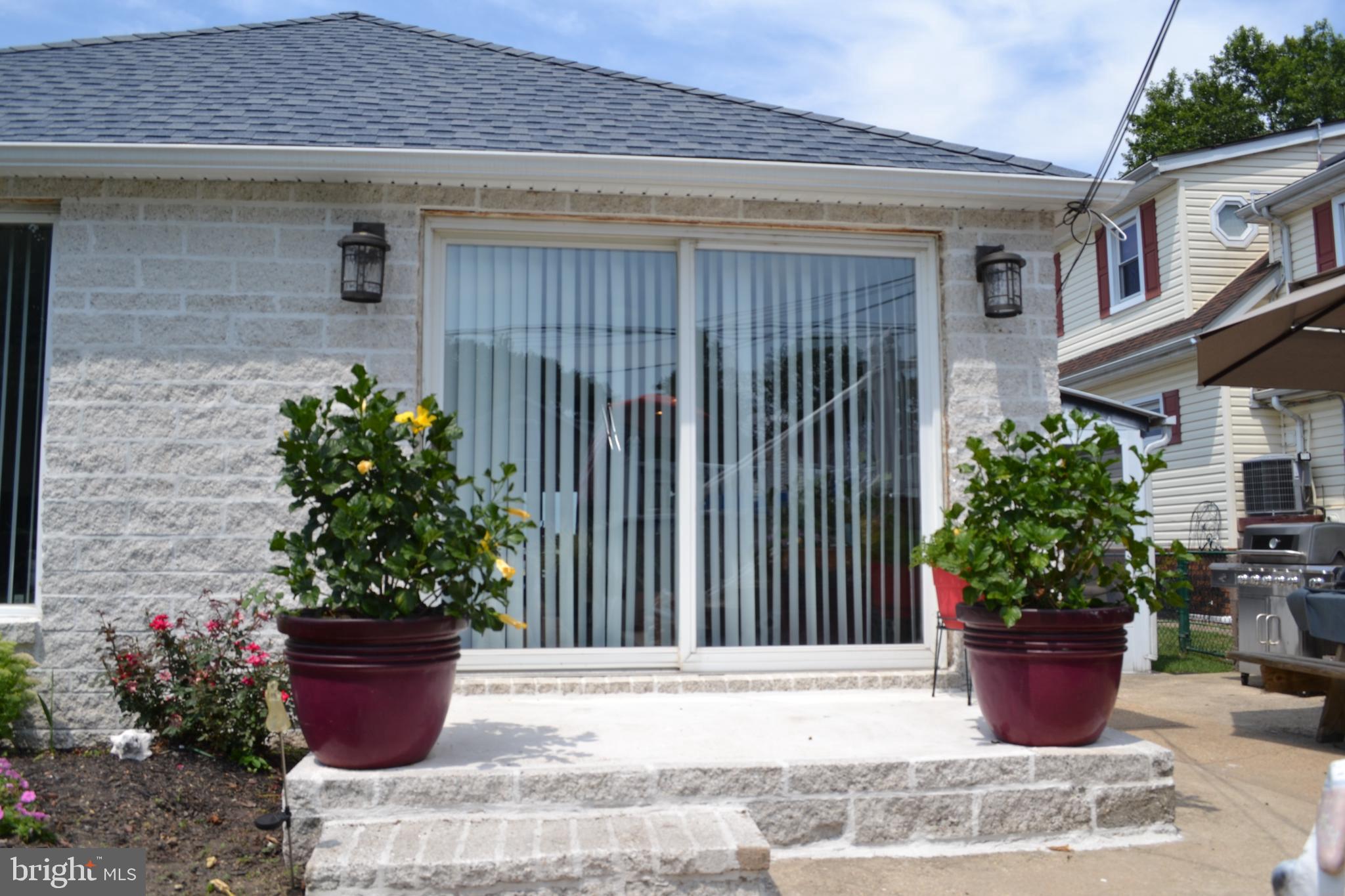 8348 Bletzer Road Baltimore, MD 21222 - Photo 4 of 33 Gallery Image 4