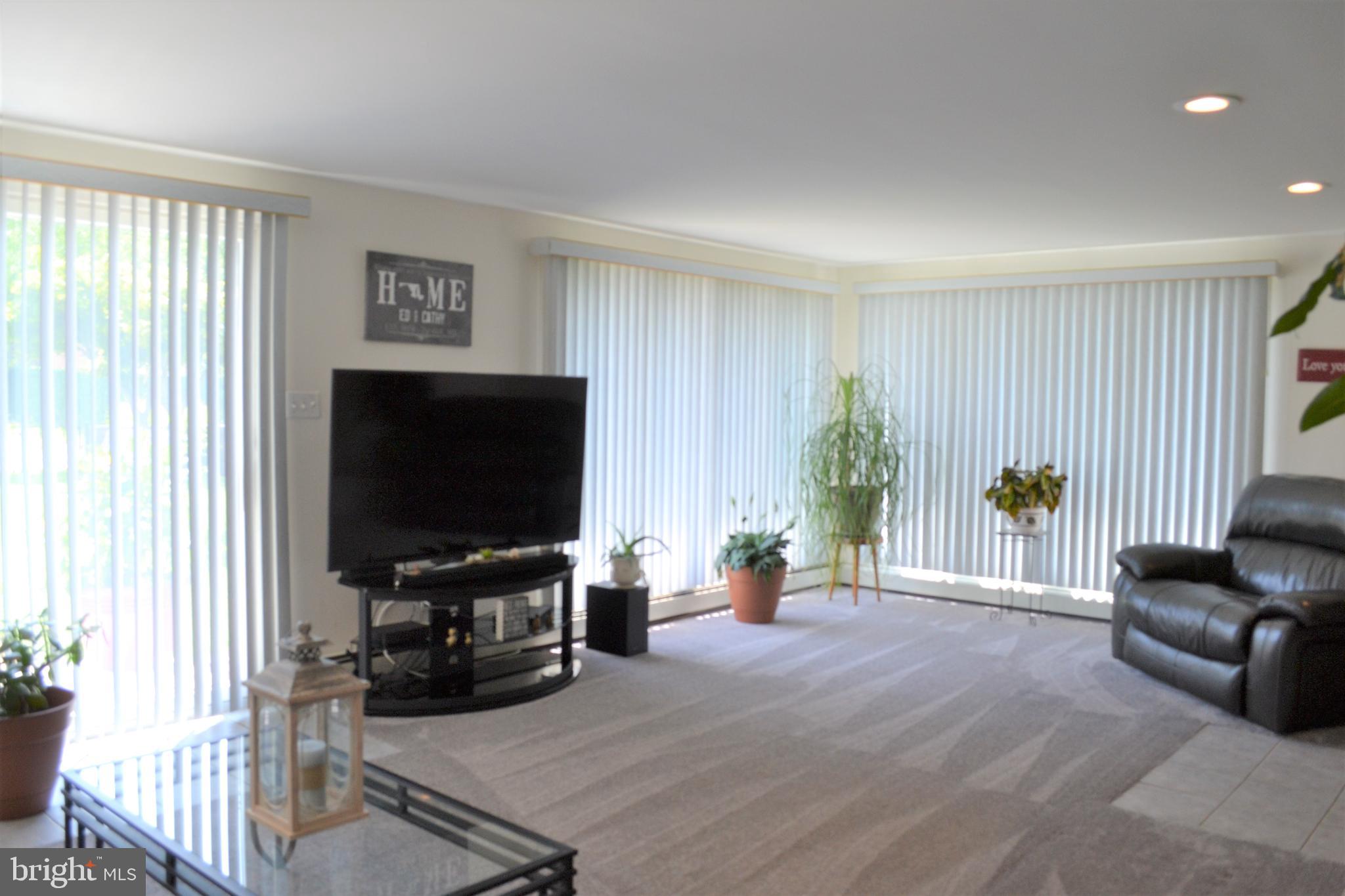 8348 Bletzer Road Baltimore, MD 21222 - Photo 5 of 33 Gallery Image 5