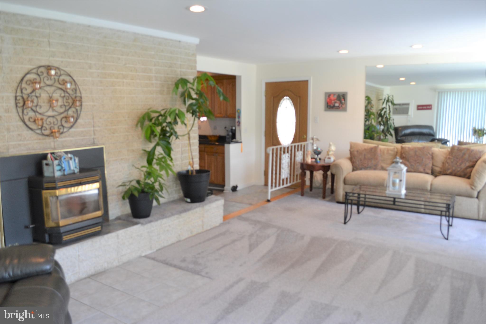 8348 Bletzer Road Baltimore, MD 21222 - Photo 6 of 33 Gallery Image 6