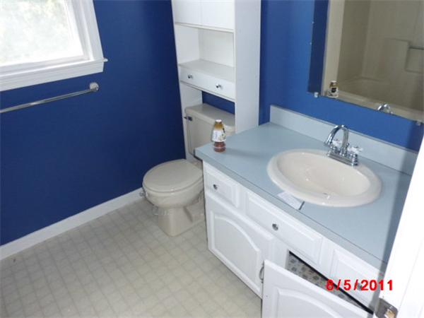 11 Vincent Road Attleboro, MA 02703 - Photo 9 of 12 Gallery Image 9