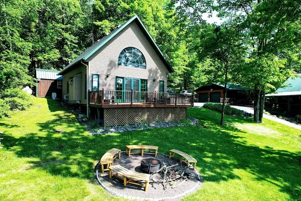 $389,900 | W6741 Lakewood Boulevard, Ladysmith, WI 54848